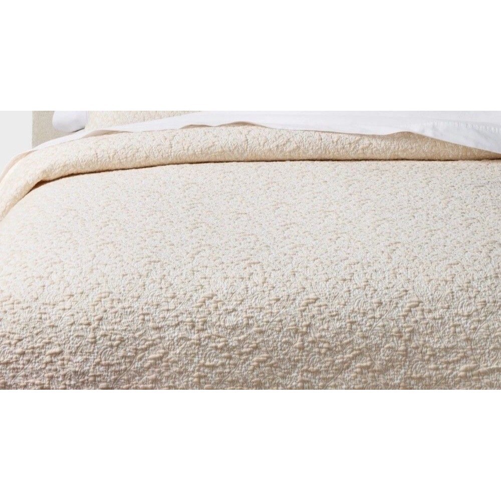 King Reversible Matelasse Quilt Natural Vine Floral Threshold™ New No Shams